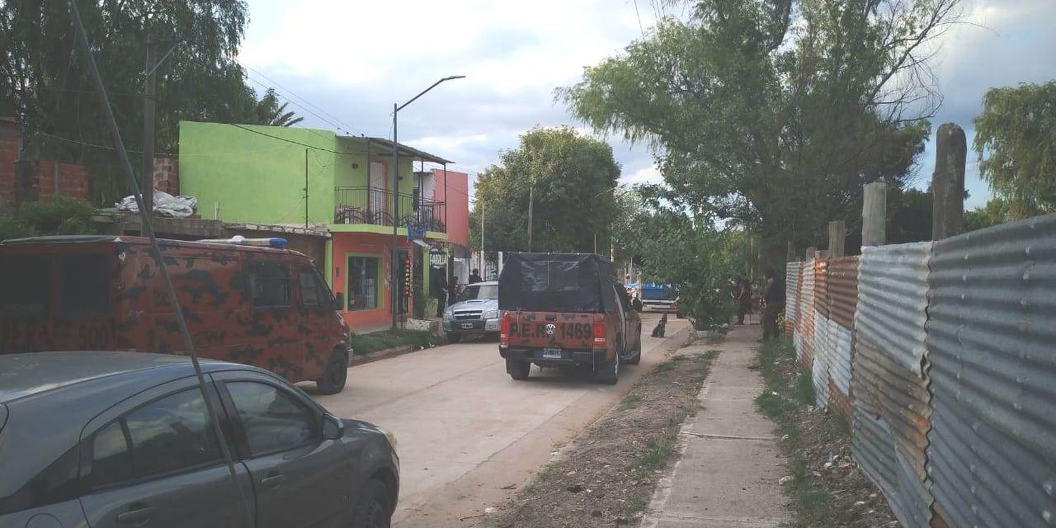 Allanamientos por droga: secuestraron cocaína, marihuana y vehículos