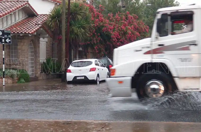 Siguen las tormentas y el viento fuerte en Mar del Plata