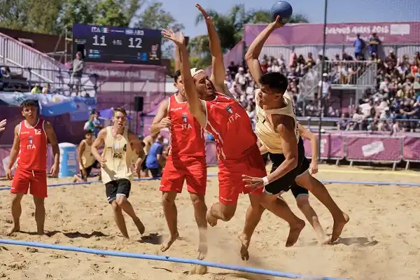 Victorias en Futsal, Tenis, Beach Handball, Hockey 5 y Beach Voley