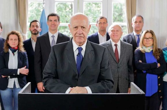 Coloquio IDEA: este mediodía se presentará Lavagna