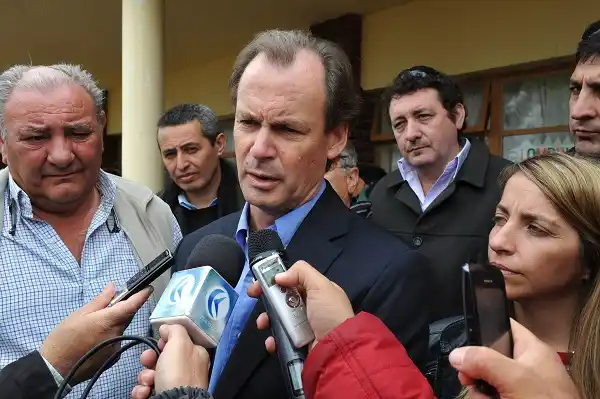 “El respaldo de mi gobierno a Alicia Feltes es claro y contundente"