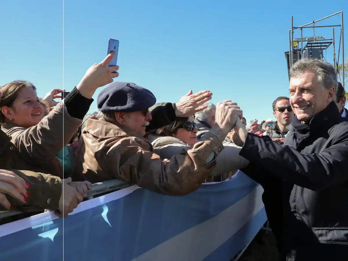 Macri reclamó "nunca más" a "la mentira y la corrupción"