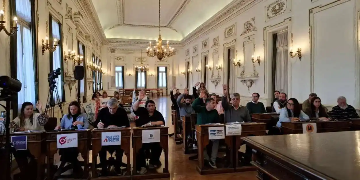 Los cambios en el organigrama del Ejecutivo municipal fueron aprobados por mayoría en la sesión del último jueves