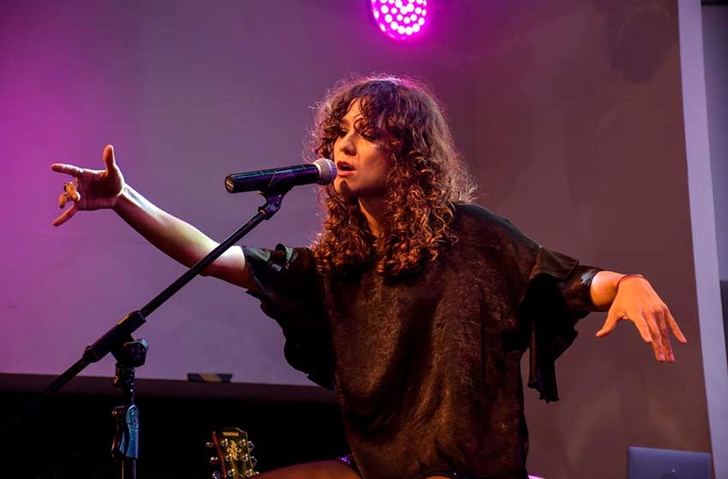 Daniela Herrero presentó sus últimos trabajos en un gran jueves musical