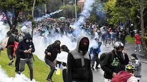 Recompensa por Vándalos en Colombia