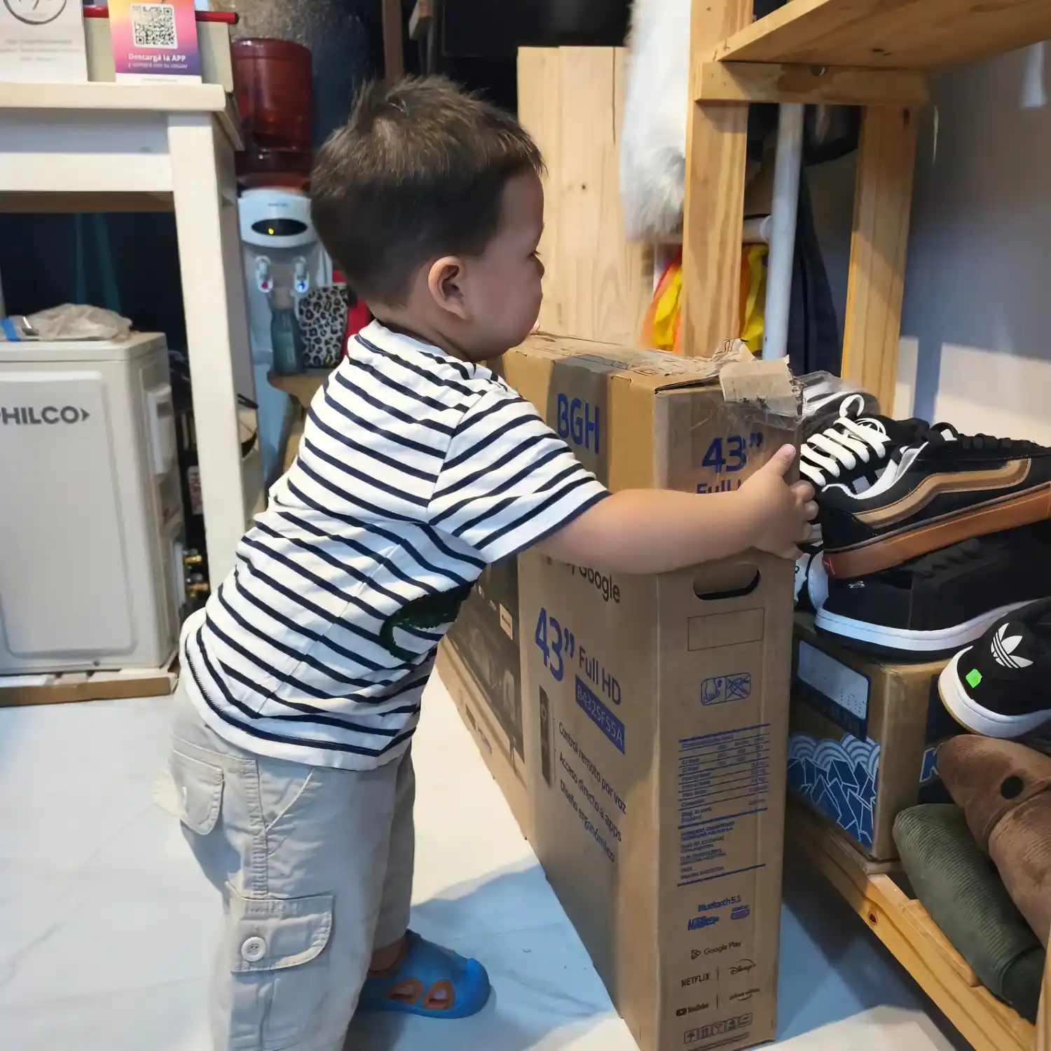 La mamá del pequeño compartió las fotos en sus redes sociales.