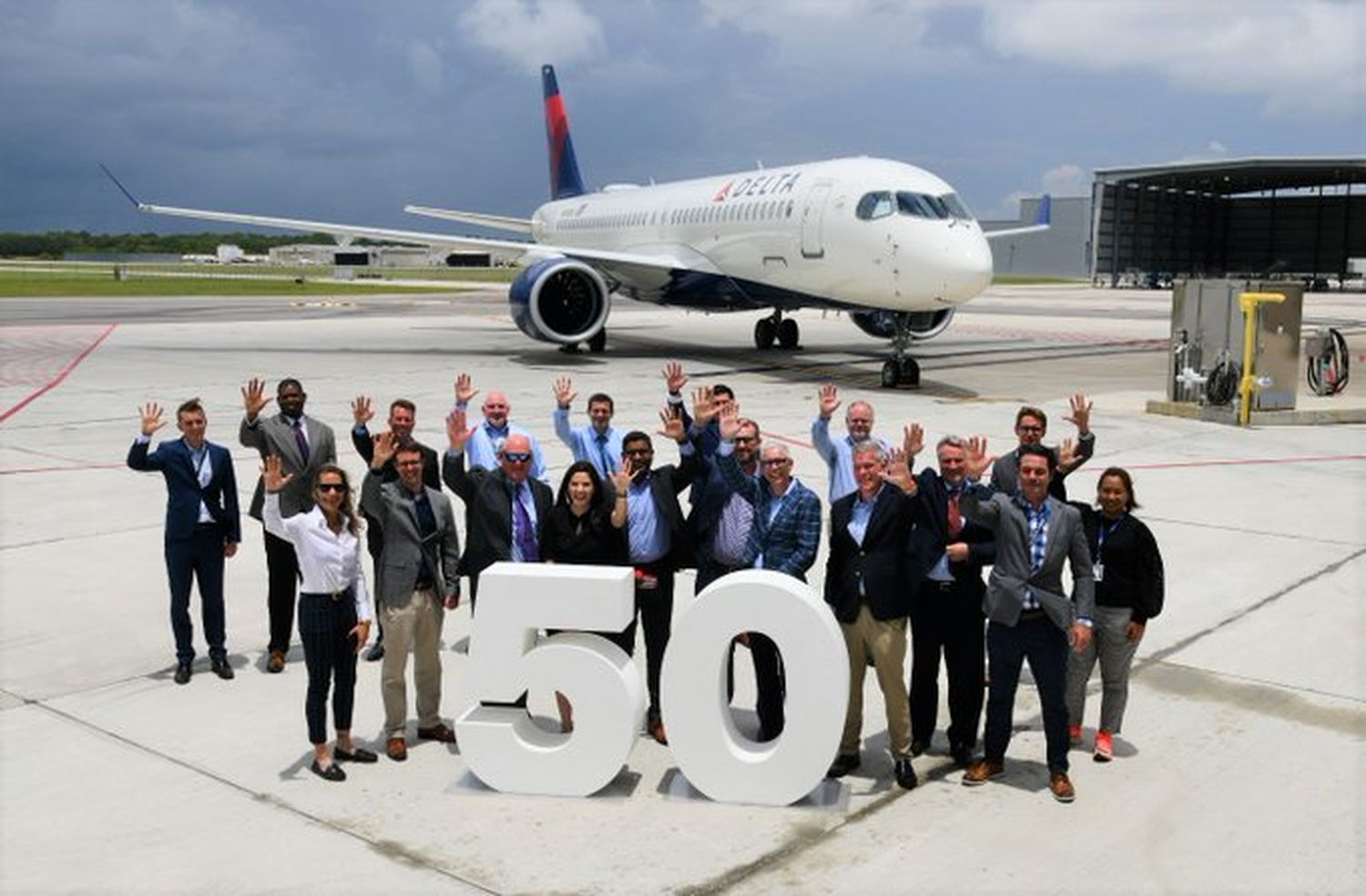 Delta celebró la recepción de su Airbus A220 número 50