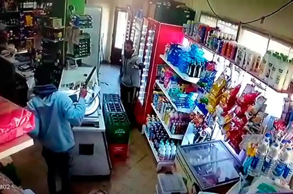 Violento robo en un almacén de barrio Mayoráz
