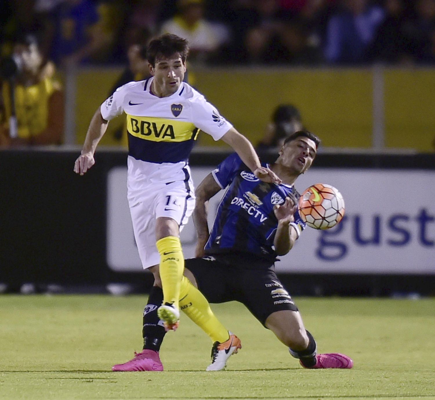 Boca busca volver a tener al uruguayo Nicolás Lodeiro