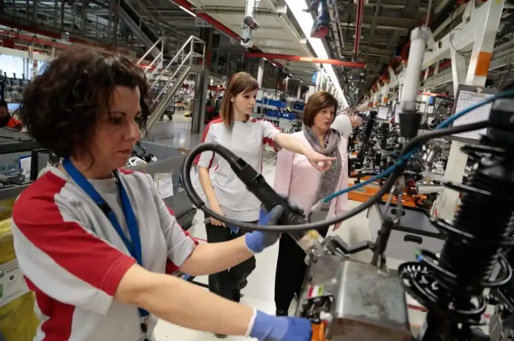 Las mujeres representan el 20 % en la industria santafesina