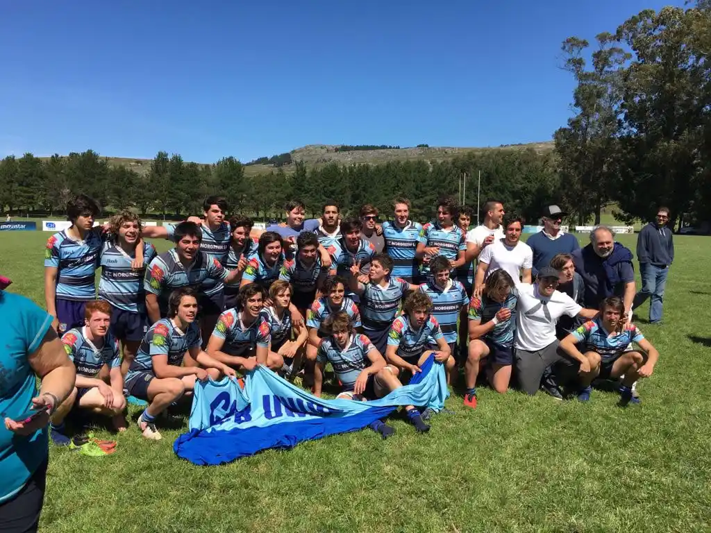 “Uni” y Mar del Plata Club, los campeones juveniles