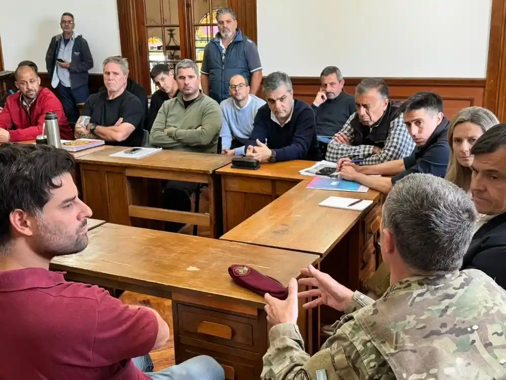 La reunión para coordinar los esfuerzos para paliar los excesos hídricos tuvo lugar en 9 de Julio.