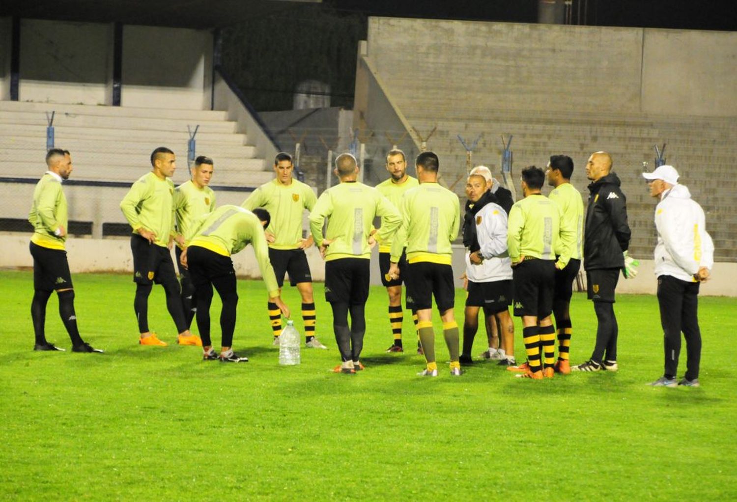 Con el ánimo renovado, hubo ensayo de fútbol