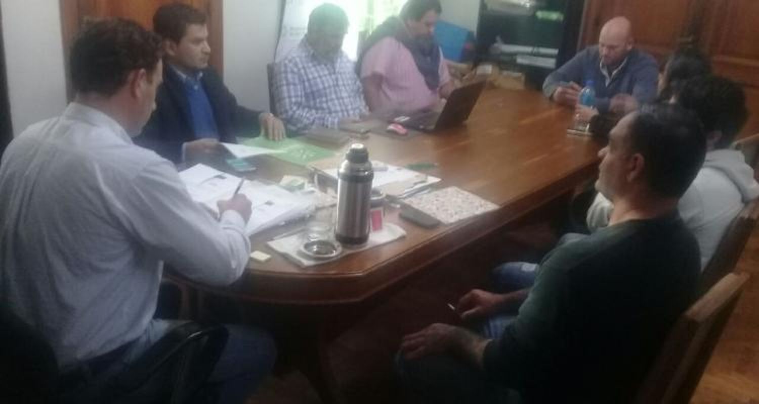 Sin acuerdo con los sindicatos, el Gobierno pagará el 5,5 % de aumento con el sueldo de junio