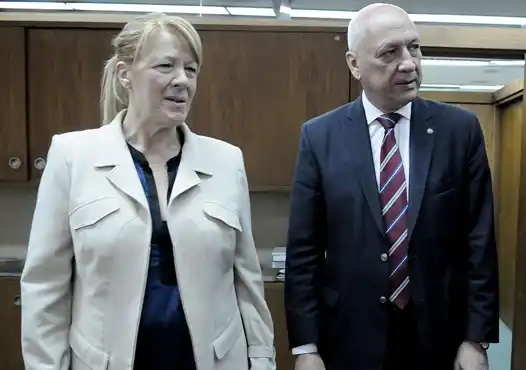 Insólito: Tras criticar a Scioli, Stolbizer destacó al Gobierno de Santa Fe por su lucha contra los narcos