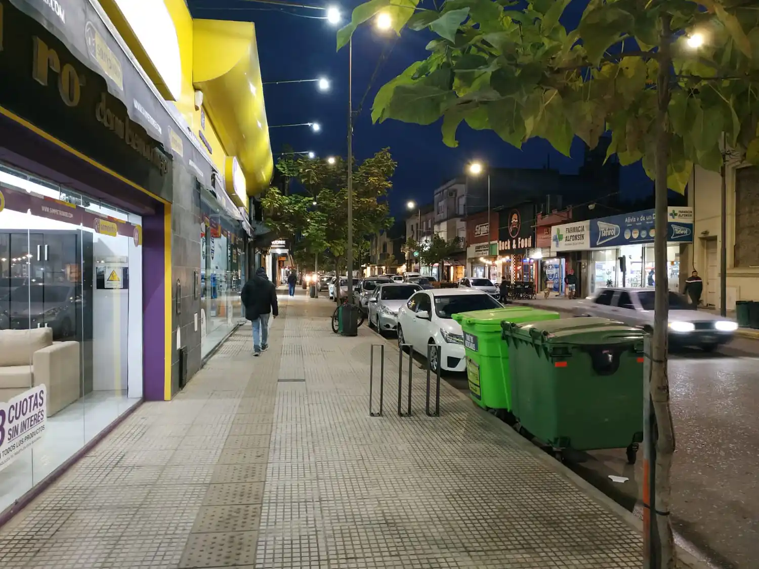 La Municipalidad informa sobre espacio público y ordenanzas vigentes: Los frentistas NO deben abonar por utilizar bicicleteros o bancos en sus veredas