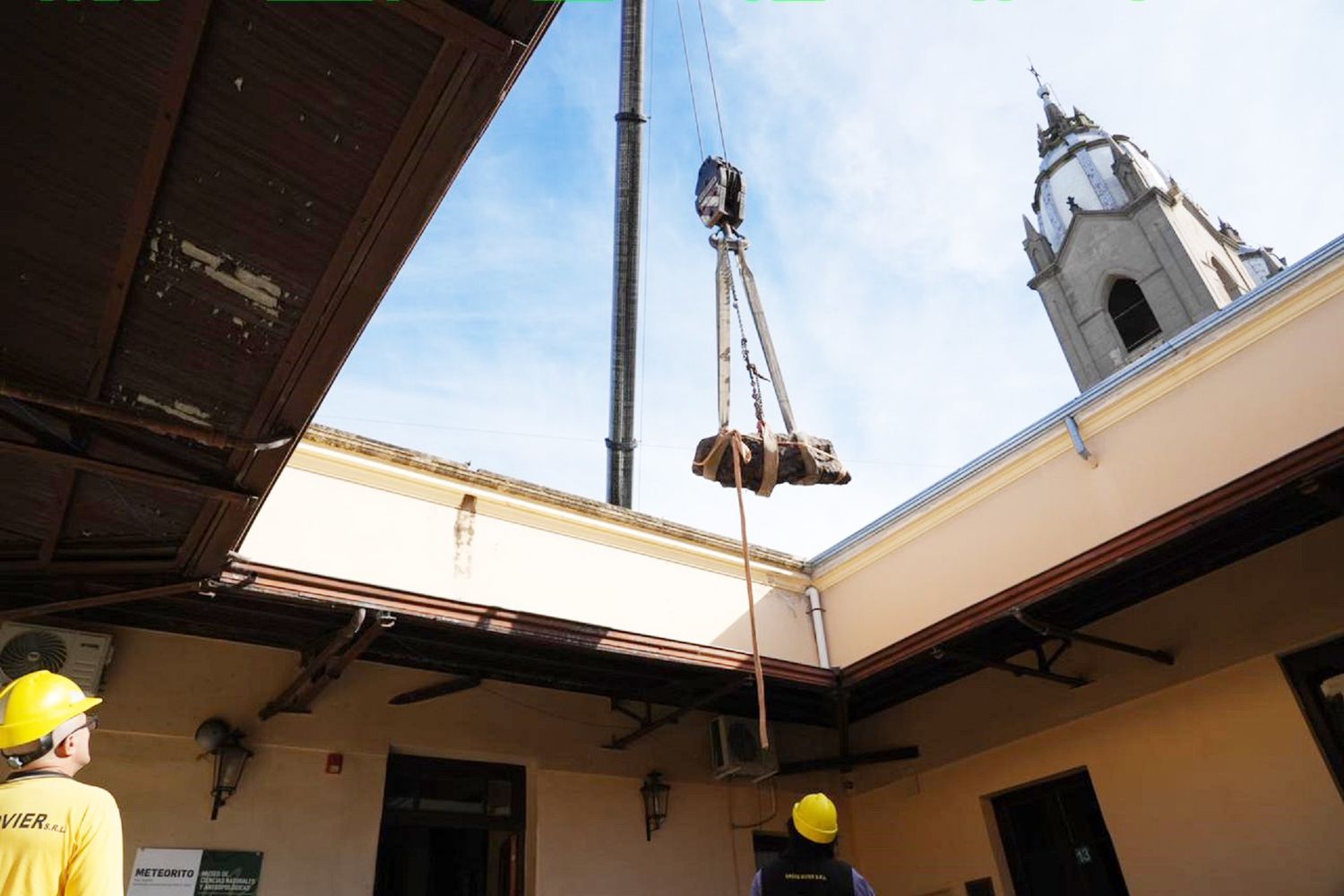 Entre Ríos restituyó dos meteoritos a la provincia de Chaco