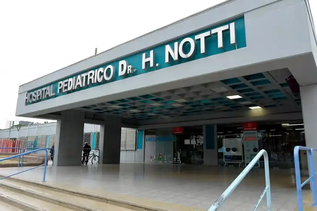 El niño fue rápidamente asistido y llevado al hospital.