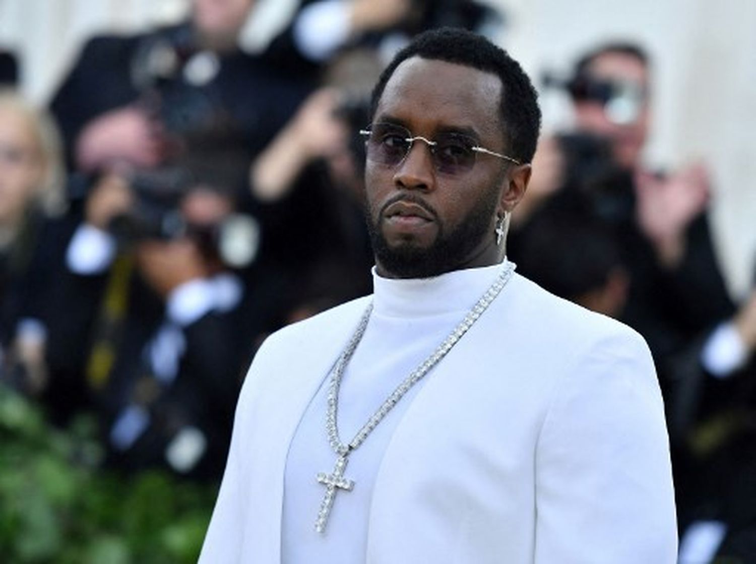 SE HUNDE SEAN «DIDDY» COMBS: más de 100 personas lo demandarán por abuso sexual