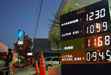 Hoy aumentan las naftas en todo el país