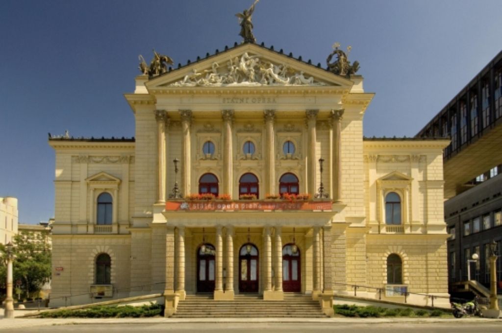Aíslan a 62 artistas de la ópera de Praga por casos de coronavirus