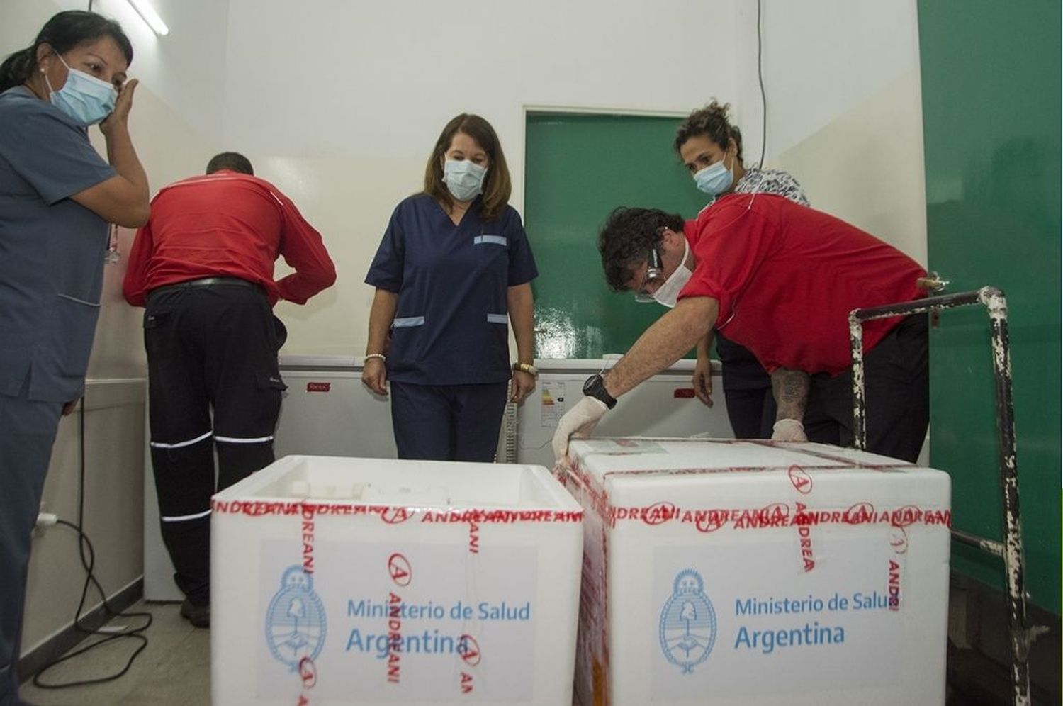 Llegaron 1.800 dosis de Sputnik V a los hospitales de San Luis