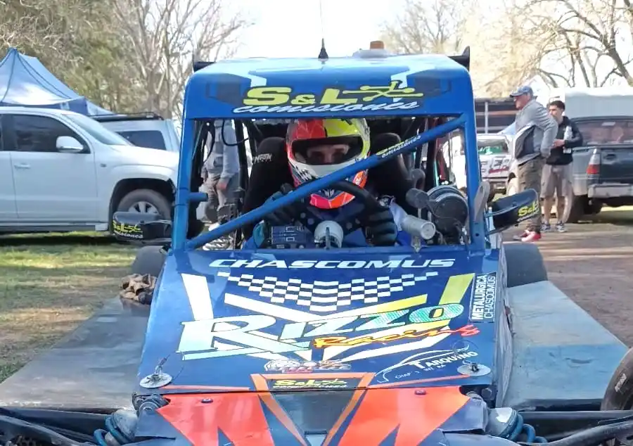 Destacada actuación del piloto chascomunense Sebastián Canggianelli en el Speed Car