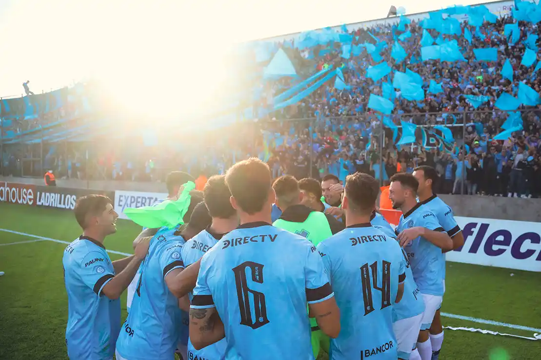 Belgrano de Córdoba ganó en San Nicolás, se coronó campeón y ascendió a Primera