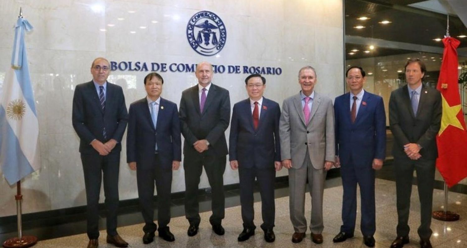 Se creó una cámara de comercio para nuclear la Región Centro con Vietnam