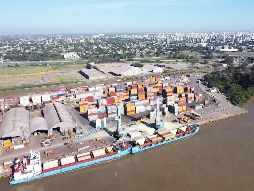 El Gobierno desreguló la venta de combustible para los buques que cargan mercadería en los puertos argentinos