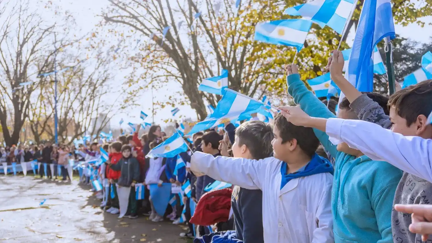 Todos los años. Se realiza el acto en la plaza