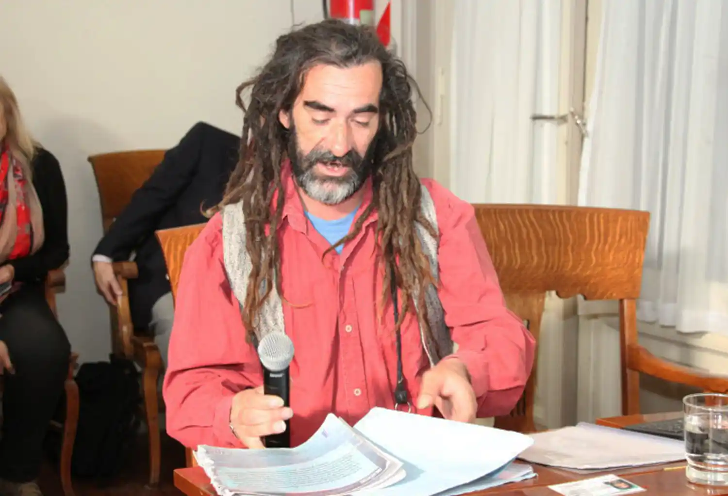 Artesano denunció discriminación laboral