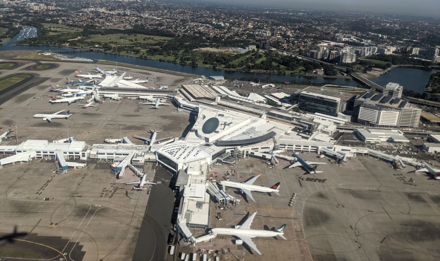 Un consorcio internacional ofreció 17 mil millones de dólares por el aeropuerto de Sidney