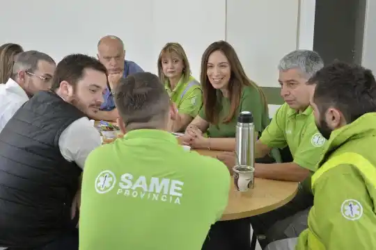 Vidal se reunió con operarios del SAME en Lanús