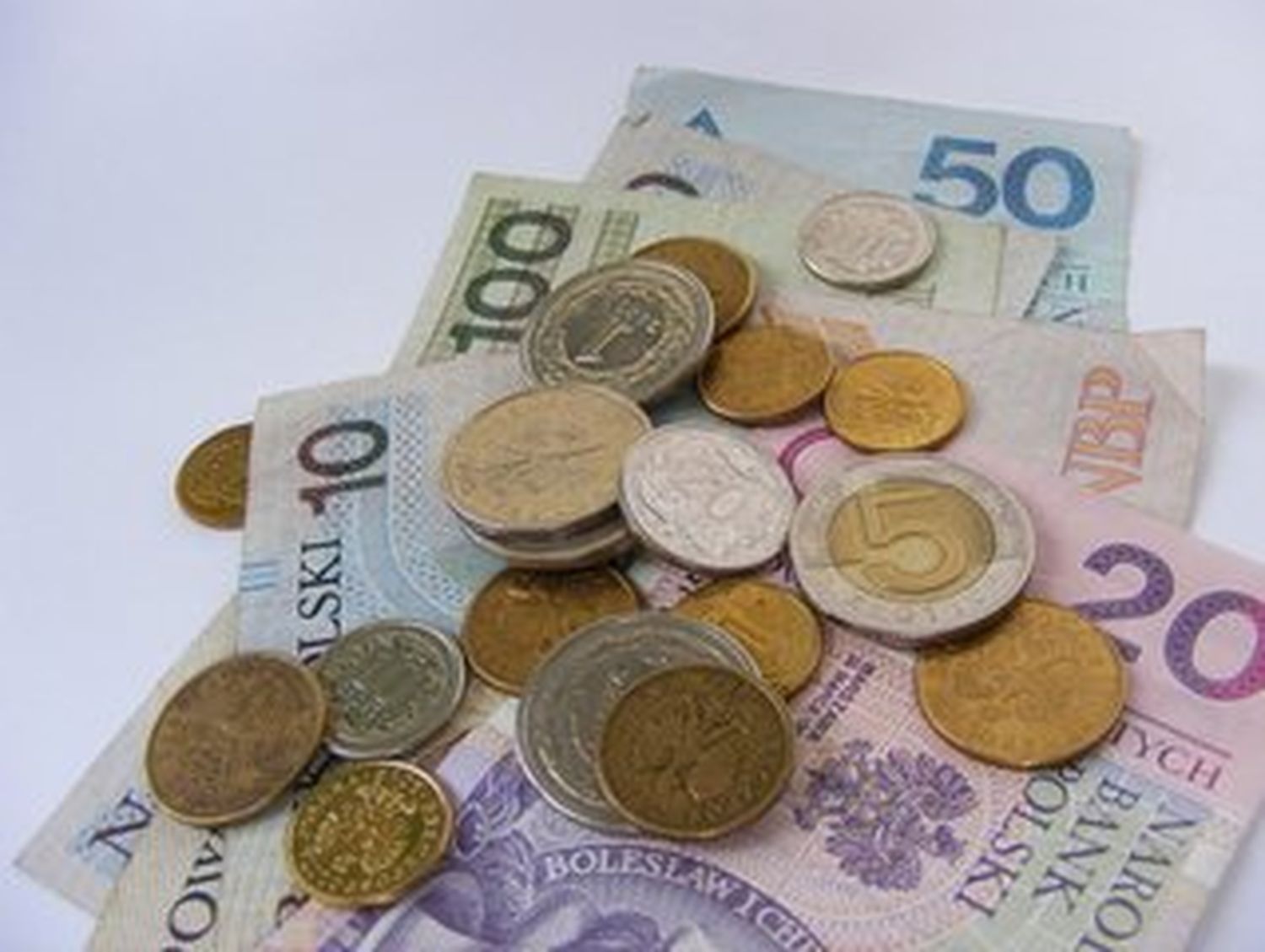 ¡28 DÍAS! Tiempo que dura el COVID-19 en billetes y celulares