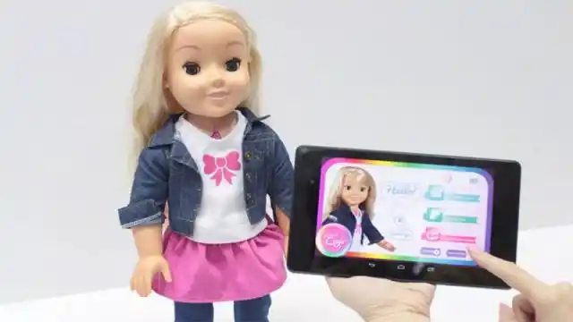 Advierten sobre los peligros de regalar juguetes que se conectan a internet