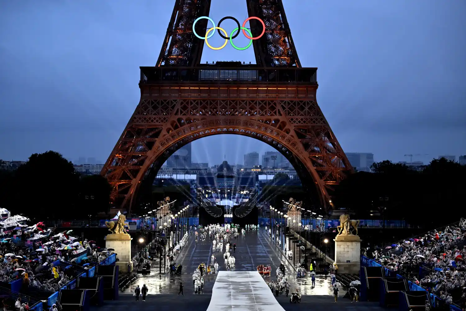 París brilló con una espléndida inauguración