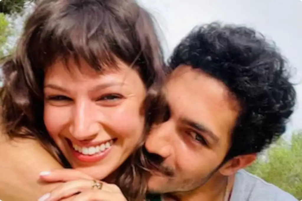 Úrsula Corberó junto a el Chino Darín