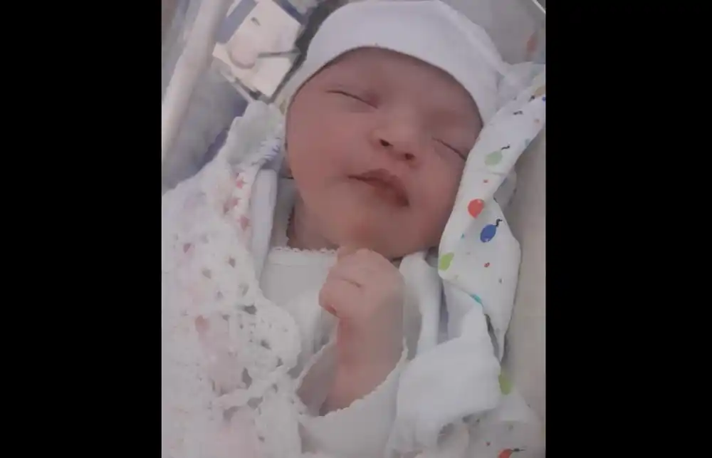 Bienvenida, Pía