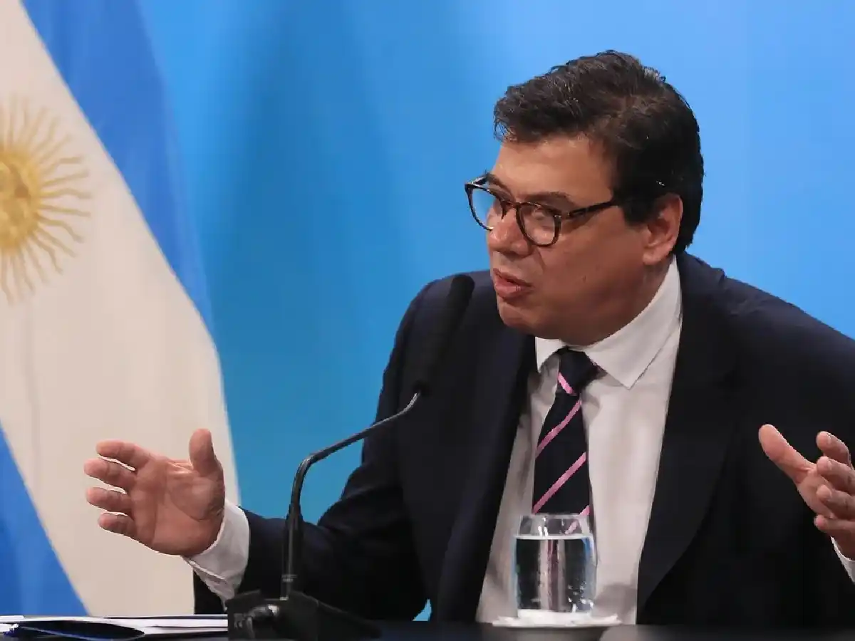 Acordaron llevar el salario mínimo a $ 33 mil en febrero