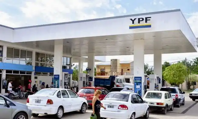 Aumentaron un 12,5% los precios de los combustibles