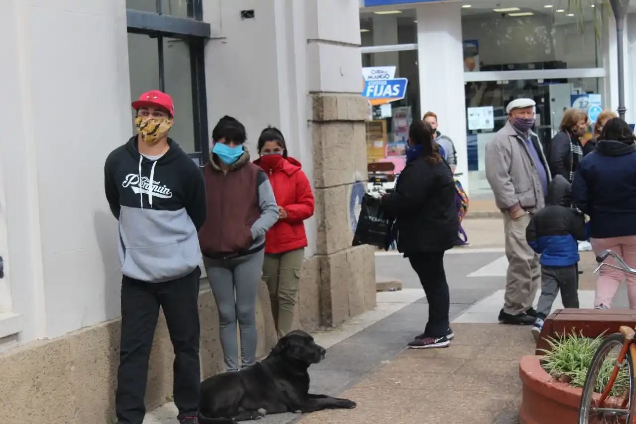 Continúa el pago del IFE de $10.000 y de Asignaciones