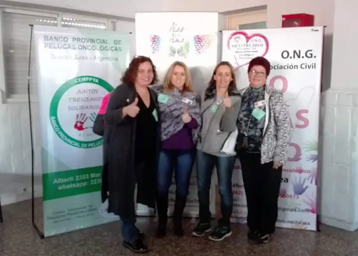 “No estás solo” donó pelucas para pacientes oncológicos