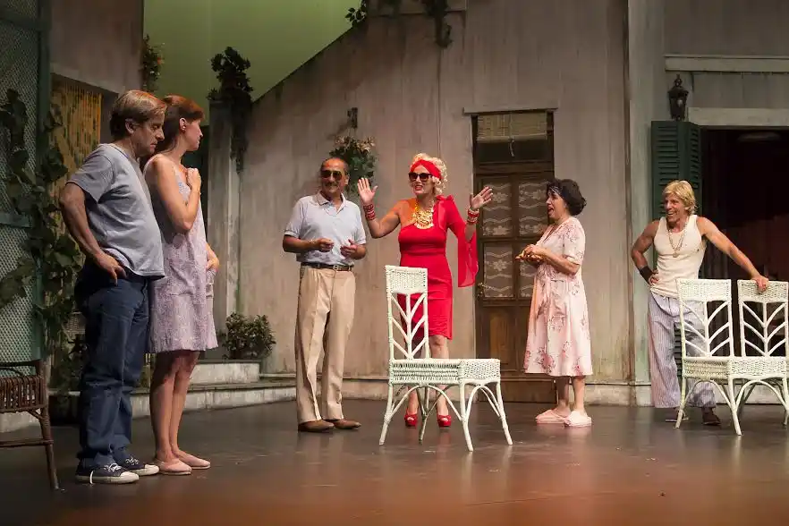 Ultimas funciones de "Esperando la carroza"