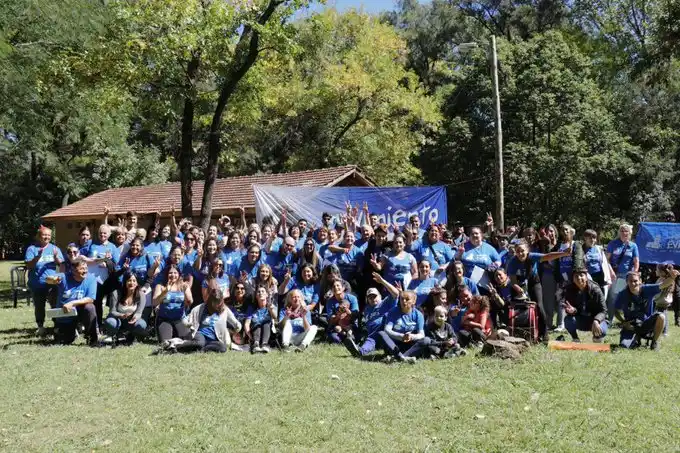 Una Intendenta K apareció en un municipio PRO junto a militantes del Movimiento Evita: "Los sueños se militan"