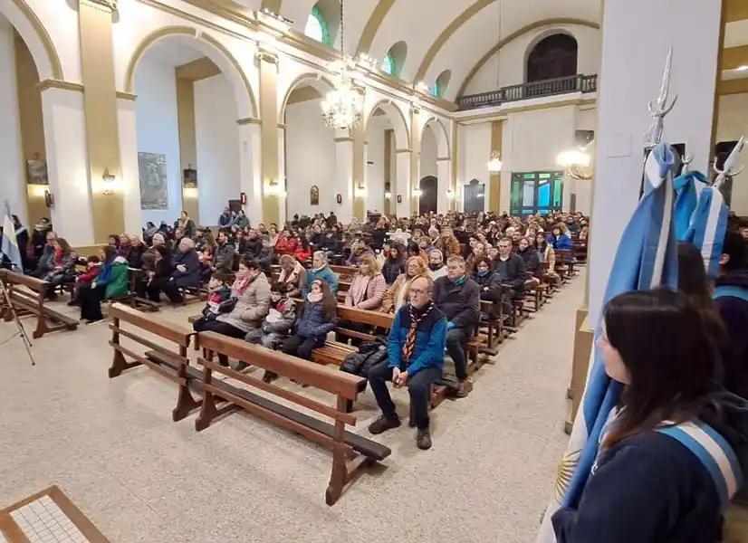 Los fieles acompañaron la fiesta patronal