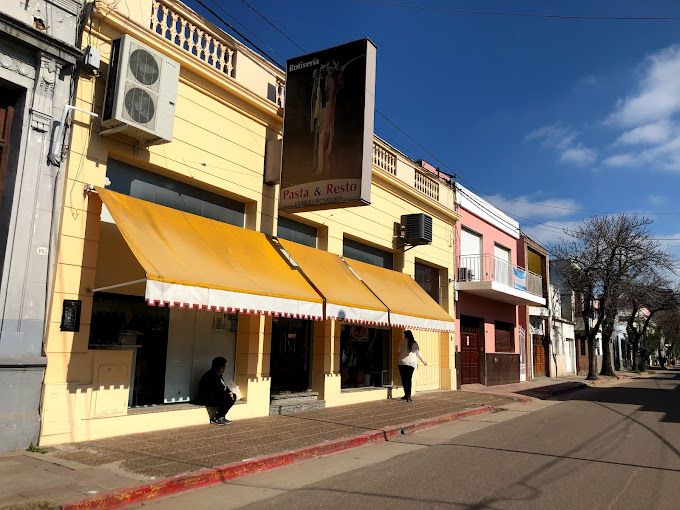 A una rotisería del centro se le multiplicó por cuatro la factura de la luz y las ventas cayeron un 35%