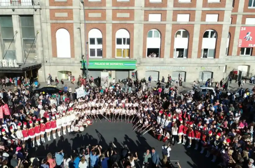 La Guardia Nacional del Mar celebró su medio siglo ante una multitud