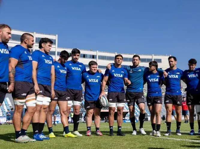 Los Pumas comenzaron este lunes 26 de octubre su preparación en Londres, donde desarrollarán una concentración de tres días con la mira puesta en el cierre de la temporada internacional. Foto:UAR