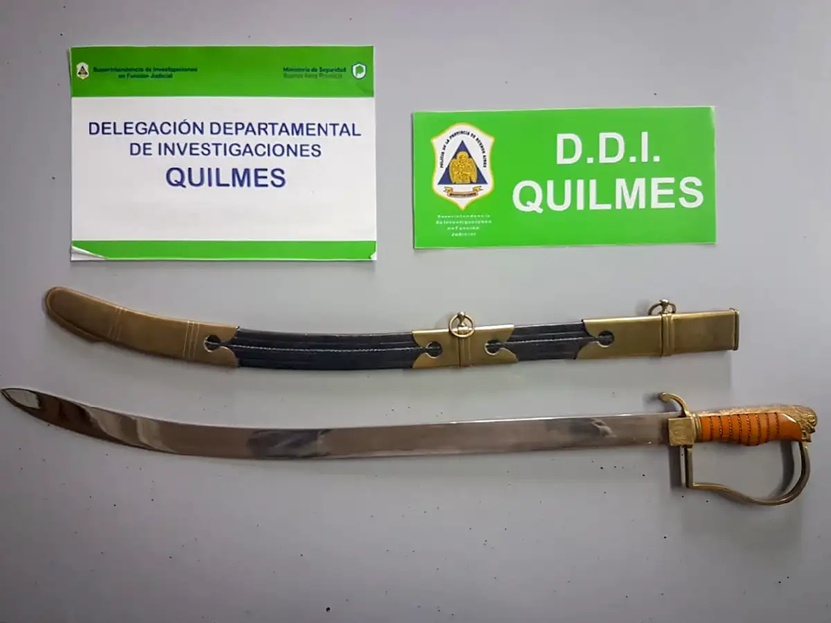 Recuperan el sable del almirante Guillermo Brown 